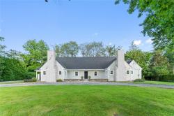 211 Griffen Avenue Scarsdale, NY 10583