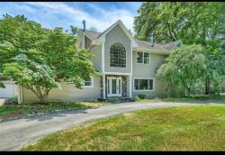 7 Shannon Lane Pine Bush, NY 12566