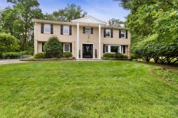 136 Penn Court Orangeburg, NY 10962