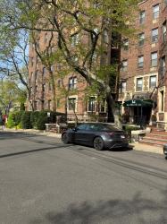 2 Spruce Street 1G Great Neck, NY 11021