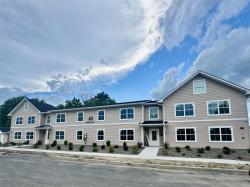 48 Park Avenue 4A Wallkill, NY 12589