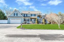 156 Montauk Highway East Moriches, NY 11940