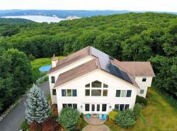 8 Skahen Drive Stony Point, NY 10986