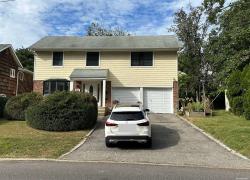 301 Thompson Shore Road Manhasset, NY 11030