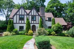 259 Pondfield Road W Bronxville, NY 10708