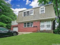 1012 Old Northern Boulevard Roslyn, NY 11576