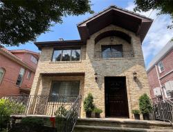3912 215th Place Bayside, NY 11361