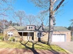 554 Ackerson Boulevard Brightwaters, NY 11718