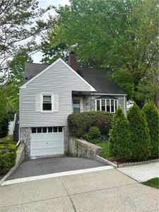 39 Wright Place Scarsdale, NY 10583