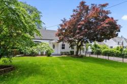 8 E Maple Street Valhalla, NY 10595