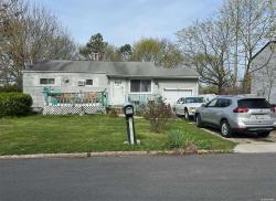 48 Pace Avenue Bellport, NY 11713