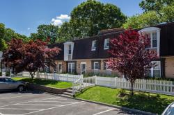 100 Villa D'est Drive C-09 Coram, NY 11727