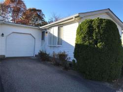 5129 Village Circle 5129 Manorville, NY 11949