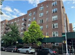 4240 Bowne St 6M Flushing, NY 11355