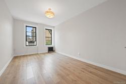 136-05 Sanford Ave Sanford Ave 4 Flushing, NY 11355