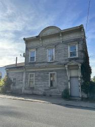29 North 3rd Hudson, NY 12534