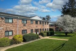 21 Brentwood Road 22 Bay Shore, NY 11706