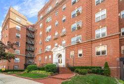 69-11 Yellowstone Boulevard A64 Forest Hills, NY 11375