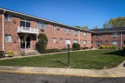 91 South Clinton Avenue 2B Bay Shore, NY 11706