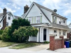 108-28 68 Road Forest Hills, NY 11375