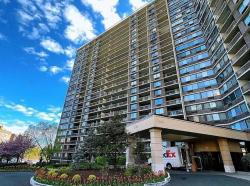2 Bay Club Drive 8Y Bayside, NY 11360