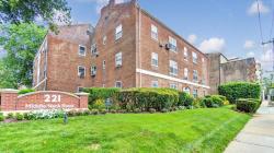 221 Middle Neck Road B2 Great Neck, NY 11021