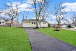 138 Timberline Drive Brentwood, NY 11717