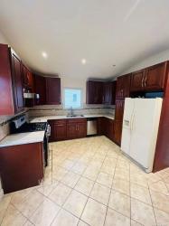 91-21 92Nd Street 2Fl Woodhaven, NY 11421