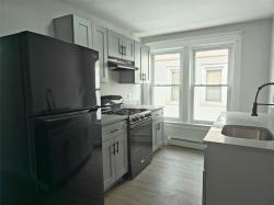 372 Mansion Street 2W Poughkeepsie, NY 12601