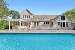 55 White Oak Lane Westhampton Beach, NY 11978