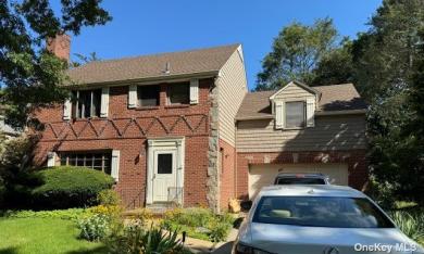 551 Jefferson Street Westbury, NY 11590