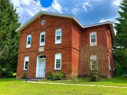16 Orchard Drive Rhinecliff, NY 12574