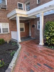 70 Knightsbridge Road 3D Great Neck, NY 11021