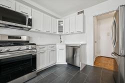 166-25 Powells Cove Boulevard 8J Beechhurst, NY 11357