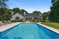 43 Bridle Path Westhampton Beach, NY 11978