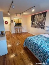 7510 Yellowstone Boulevard 4E Rego Park, NY 11374