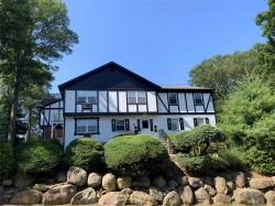 31 Parkside Drive 31 Suffern, NY 10901