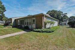419F Weymouth Court F Ridge, NY 11961