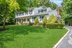 3 Red Oak Road Saint James, NY 11780