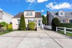 487 Emerson Place Valley Stream, NY 11580