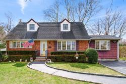 3 Stager Lane Commack, NY 11725