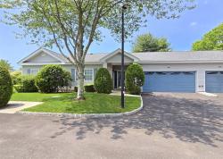 497 Oak Bluff Court Moriches, NY 11955