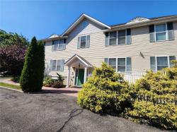 52 N Bergen Place 6 Freeport, NY 11520