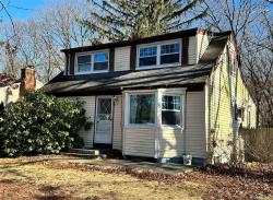 219 Tyler Avenue Miller Place, NY 11764