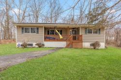 305 Meadowbrook Heights Drive Cornwall, NY 12553