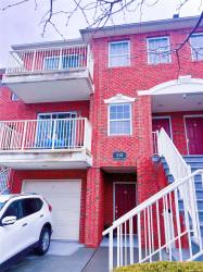 3-13 Weatherly Place 84 College Point, NY 11356
