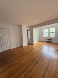 41-50 78 404 Elmhurst, NY 11373