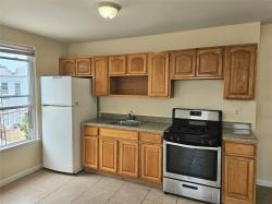 78-05 81st Street 2R Glendale, NY 11385