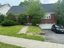 88 Pinewood Ave Pinewood Avenue Colonie, NY 12208