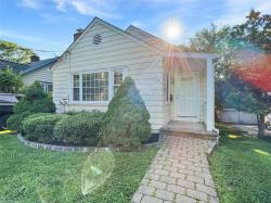 14 Central Avenue N 1st Flr Nyack, NY 10960